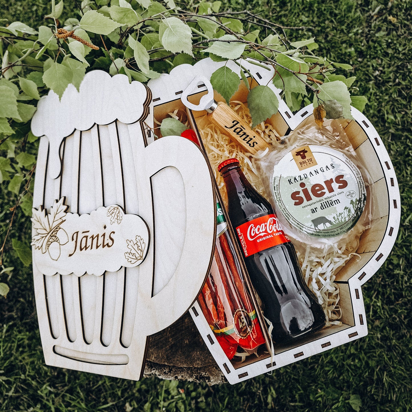 Personalizēta koka dāvanu kaste – Alus kauss