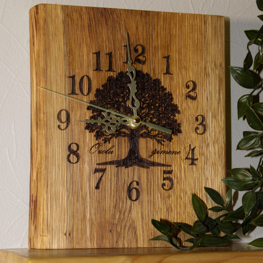 Personalizēts ozolkoka sienas pulkstenis